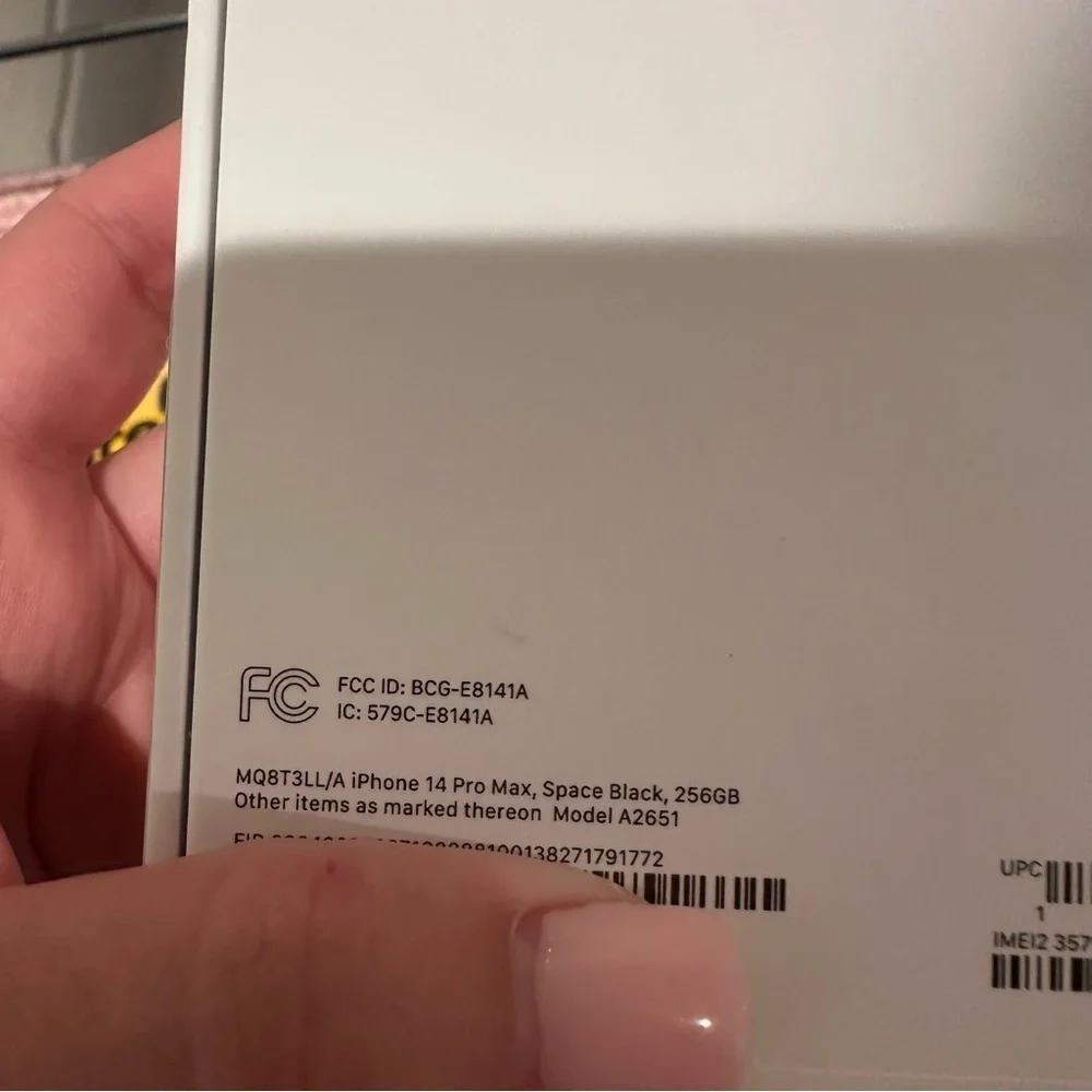 iPhone 14 Pro Max Box